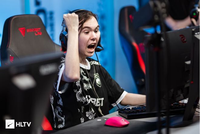 链和球员薪 链和球员薪